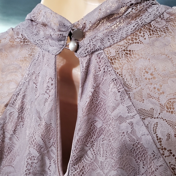 Eva Mendez New York & Co. Lace Longsleeved Smock Waist Top Blouse Size M - Picture 3 of 11